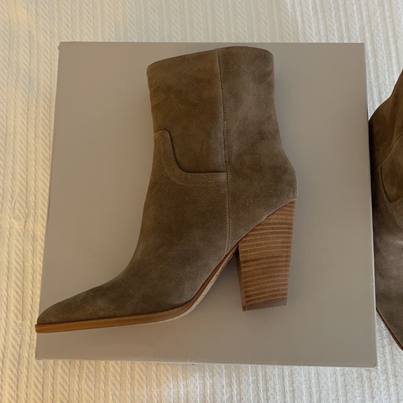 SOLD Brand New Mark Fisher Ltd boots - Picture 3 of 5